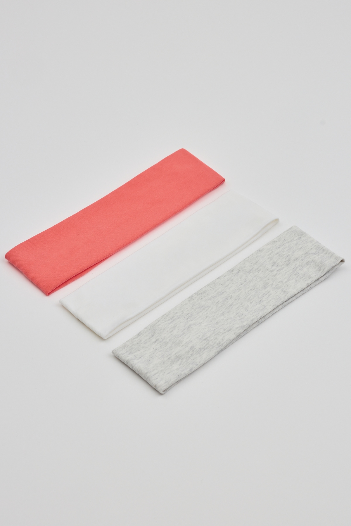 Alternative view of Set of 3 Stretchy Headbands