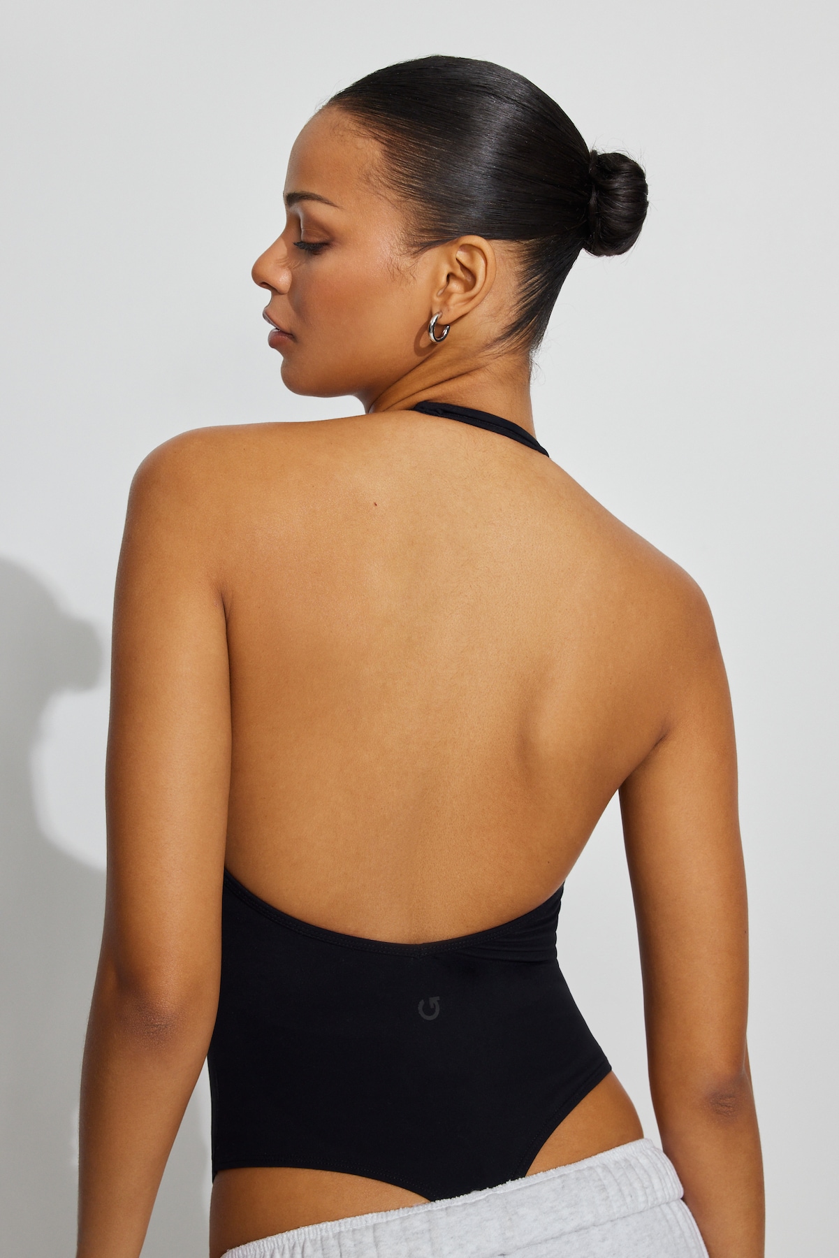 Active V-Back Bodysuit - Image 3