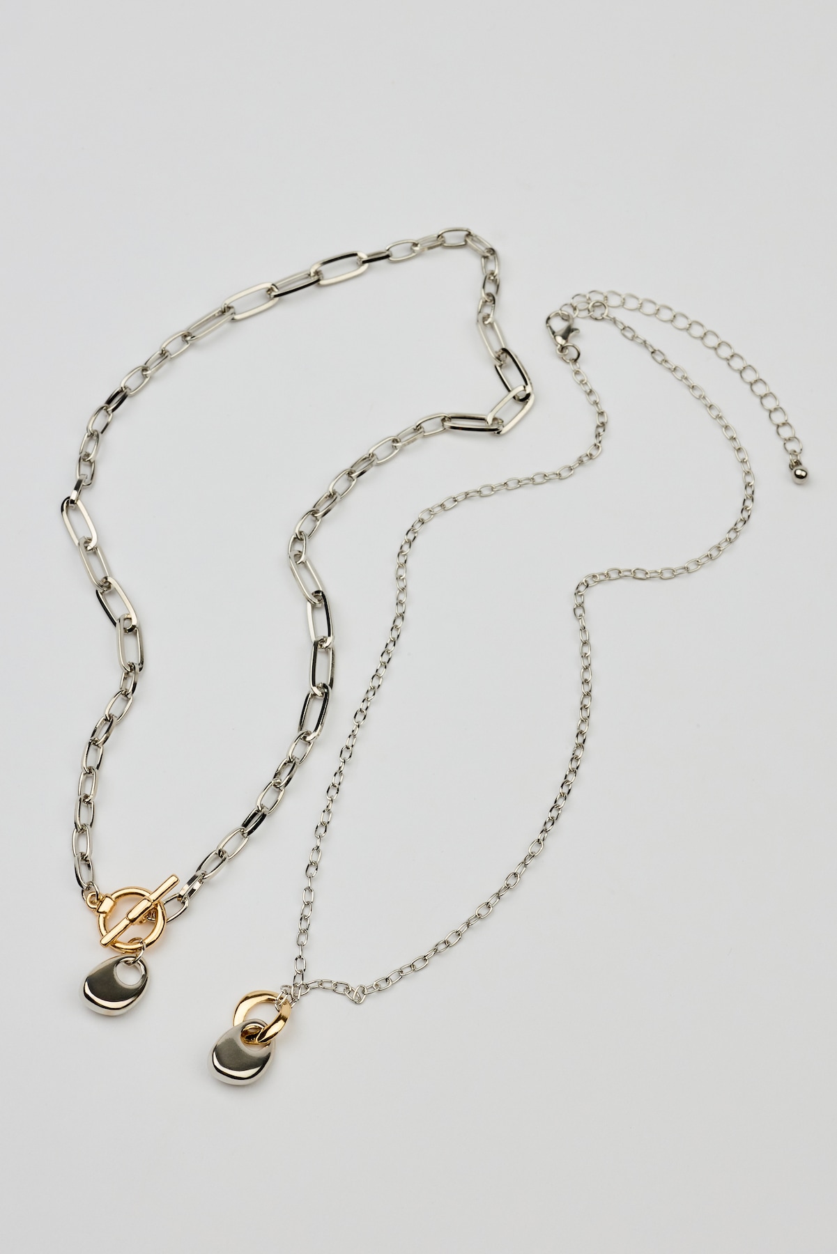 Alternative view of Set of 2 Mini Hammered Oval Necklaces